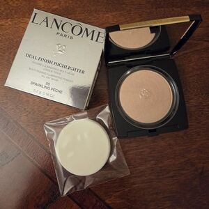 Dual Finish Highlighter          05 Sparkling Peach